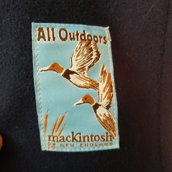 Mackintosh of New England Wool Peacoat - Picture 7 of 7